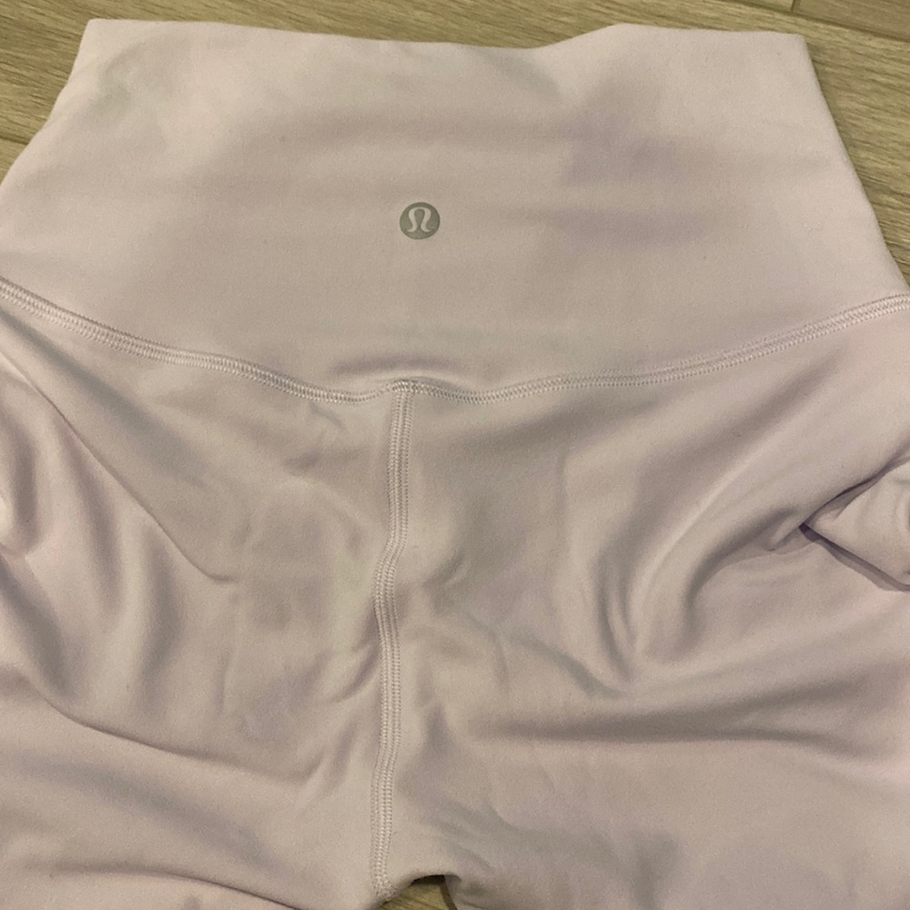 Lululemon 23 inch inseam cropped double layer lilac legging